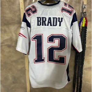 TOM BRADY white Patriots jersey - LARGE